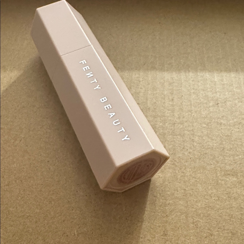 Fenty Beauty by Rihanna ‘star stuck ’ Match Stick Matte Skinstick, used twice